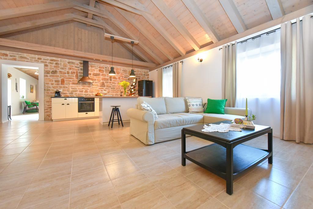 Vila Rural House Kod Slapa Bogatić Exteriér fotografie