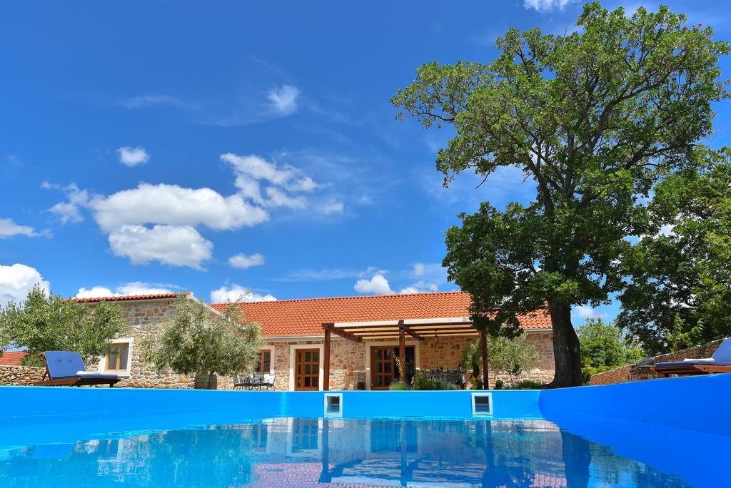Vila Rural House Kod Slapa Bogatić Exteriér fotografie