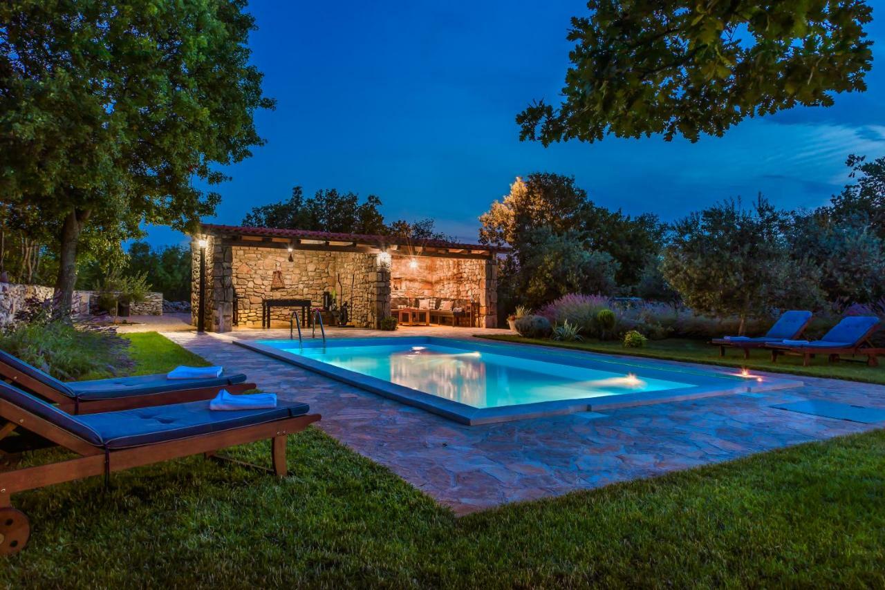 Vila Rural House Kod Slapa Bogatić Exteriér fotografie