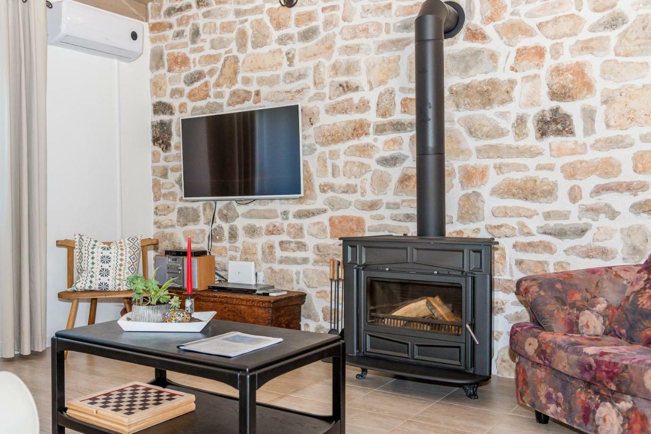 Vila Rural House Kod Slapa Bogatić Exteriér fotografie
